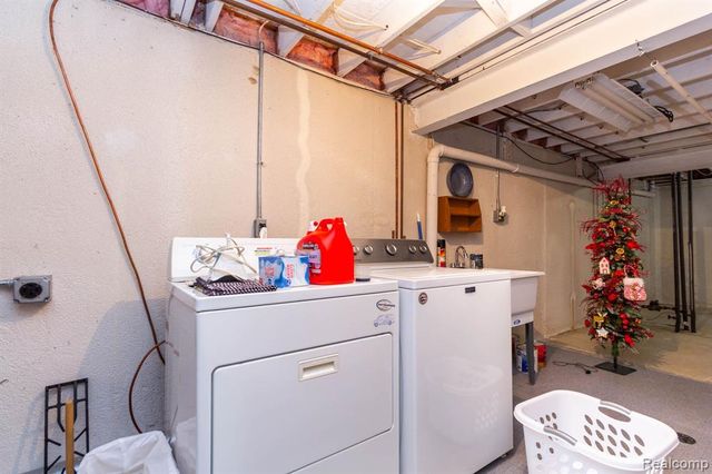 46910 Country Lane 12, Macomb, MI 48044