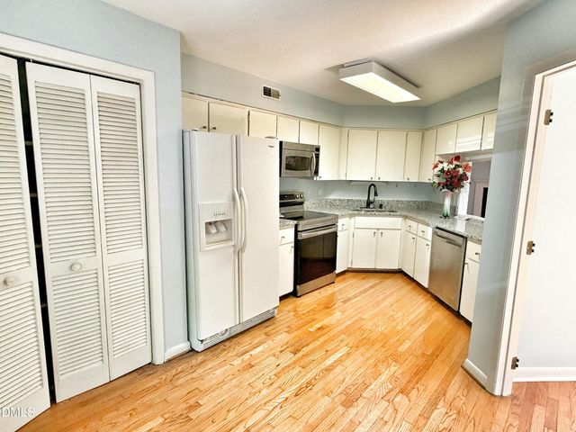 63 Stoneridge Road, Durham, NC 27705