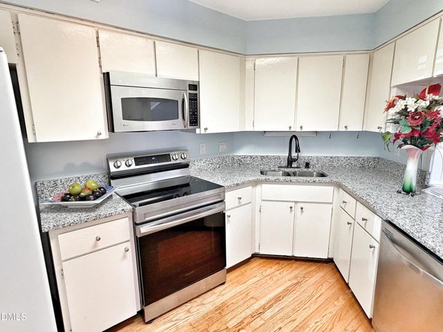 63 Stoneridge Road, Durham, NC 27705