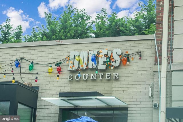 2901 NEWARK ST NW, Washington, DC 20008