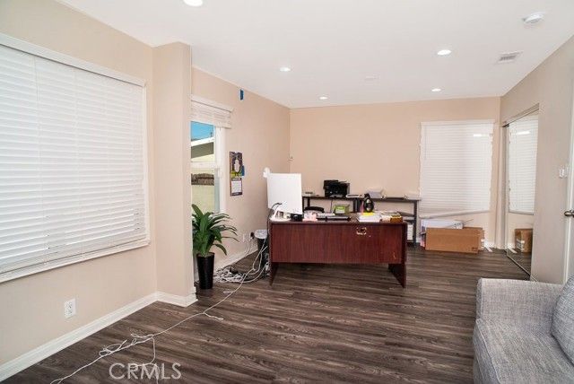 11471 Orcas Avenue, Sylmar (los Angeles), CA 91342