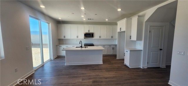 6305 Marion Mountain, Hesperia, CA 92345