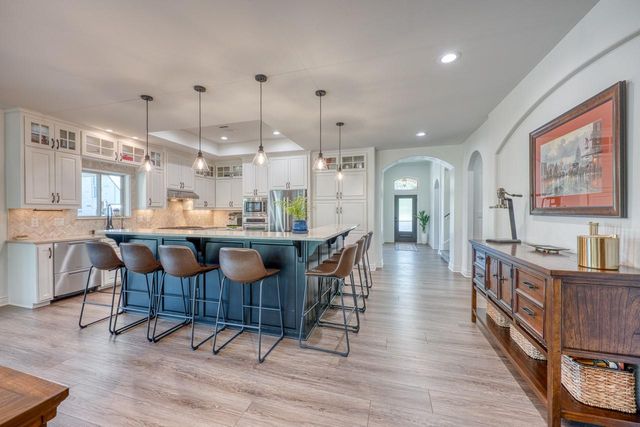 120 Sleepy Oaks DR, Kingsland, TX 78639