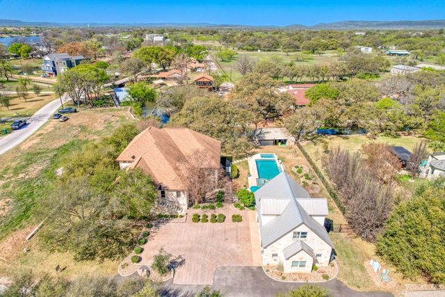 120 Sleepy Oaks DR, Kingsland, TX 78639