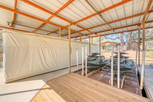 120 Sleepy Oaks DR, Kingsland, TX 78639