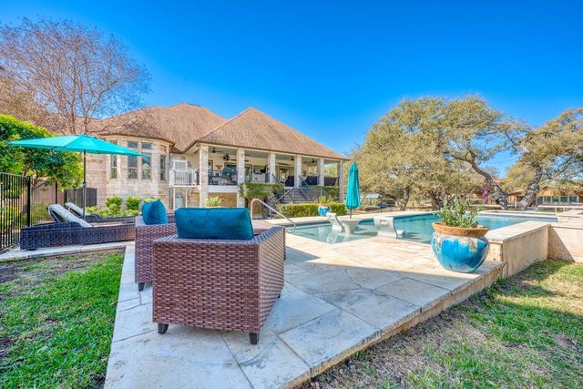 120 Sleepy Oaks DR, Kingsland, TX 78639