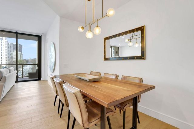 2425 Peachtree NE Road 803, Atlanta, GA 30305