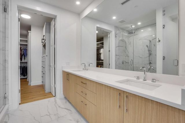 2425 Peachtree NE Road 803, Atlanta, GA 30305