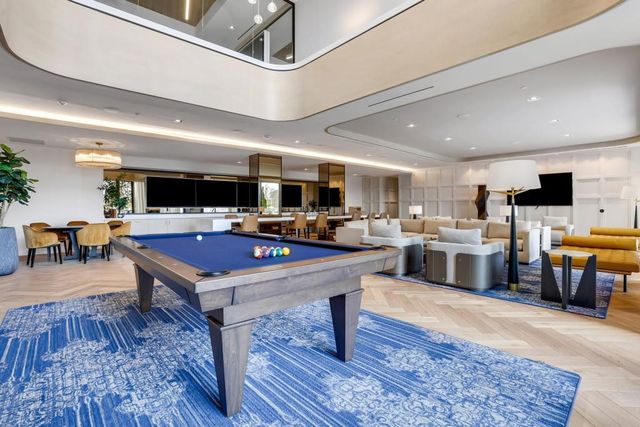 2425 Peachtree NE Road 803, Atlanta, GA 30305