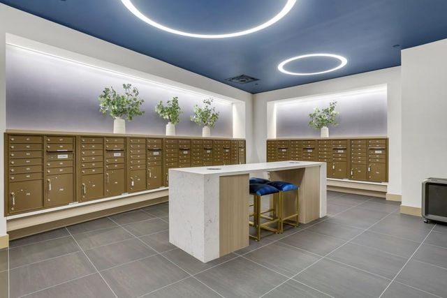 2425 Peachtree NE Road 803, Atlanta, GA 30305