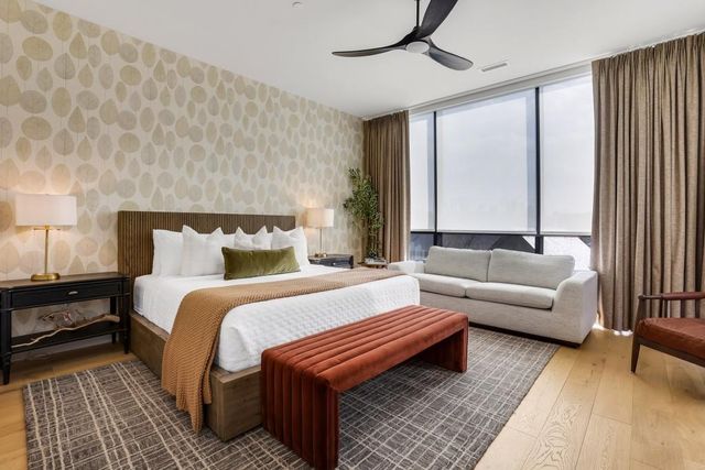 2425 Peachtree NE Road 803, Atlanta, GA 30305