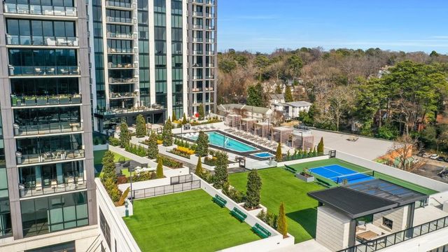 2425 Peachtree NE Road 803, Atlanta, GA 30305