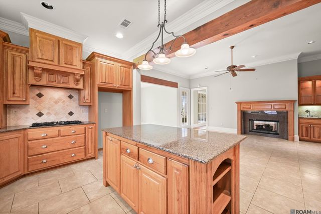 15131 Championship Dr, Baton Rouge, LA 70810