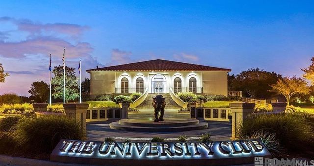 15131 Championship Dr, Baton Rouge, LA 70810