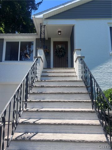 110 Winkworth Parkway, Syracuse, NY 13215
