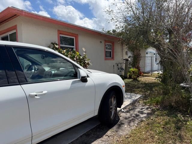 1585 W 36TH Street, West Palm Beach, FL 33404