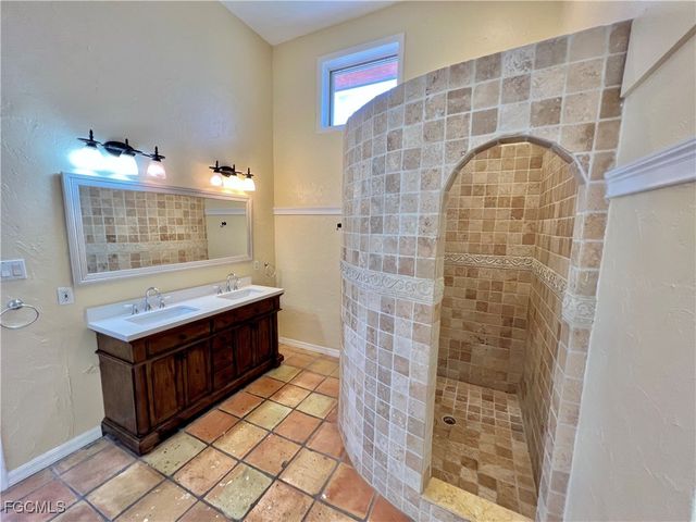 1403 SW 52nd TER, Cape Coral, FL 33914