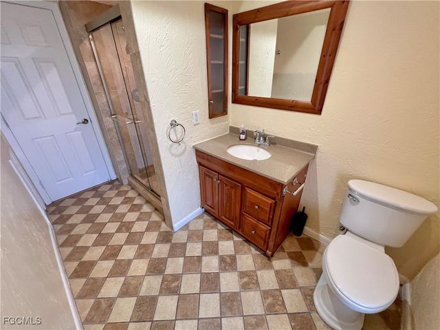 1403 SW 52nd TER, Cape Coral, FL 33914