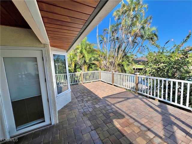 1403 SW 52nd TER, Cape Coral, FL 33914