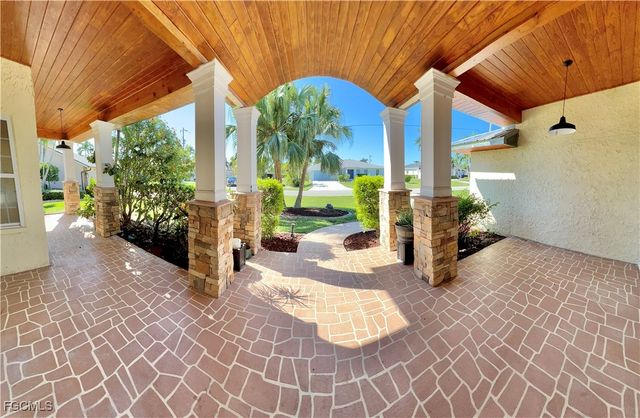 1403 SW 52nd TER, Cape Coral, FL 33914