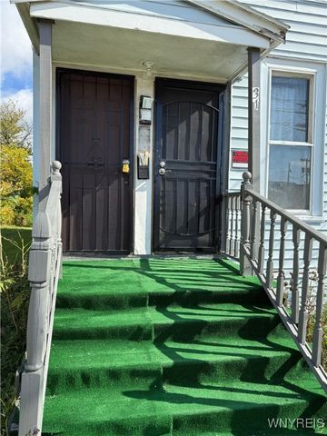 31 Earl Place, Buffalo, NY 14211