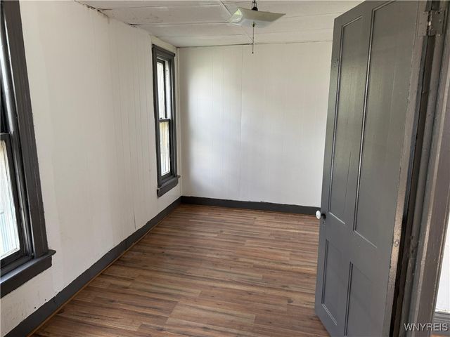 31 Earl Place, Buffalo, NY 14211