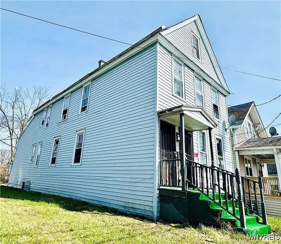 31 Earl Place, Buffalo, NY 14211