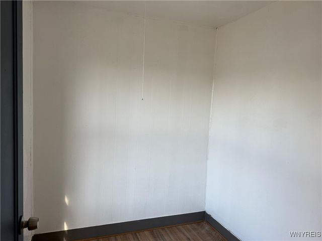 31 Earl Place, Buffalo, NY 14211