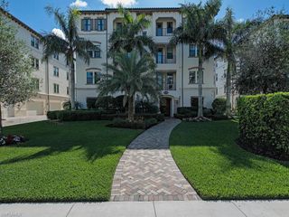 16370 Viansa WAY # 102, Naples, FL 34110