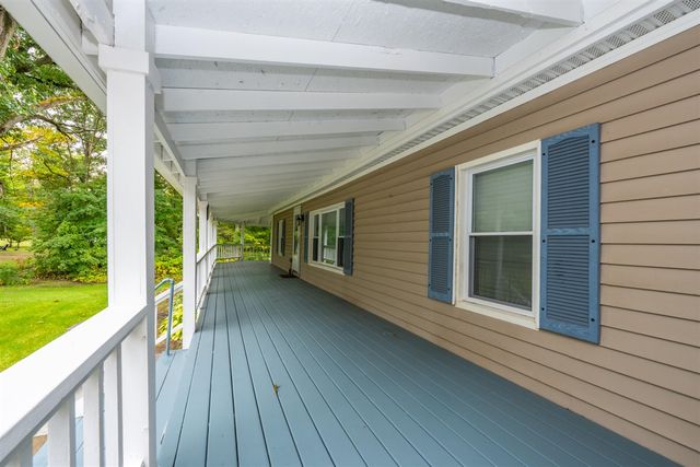 64852 32nd Street, Lawton, MI 49065