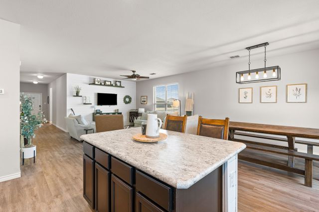 1061 Stanridge Lane, Van Alstyne, TX 75495