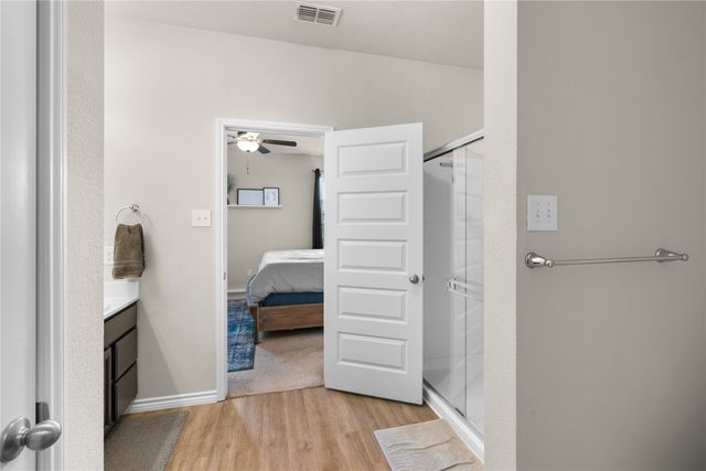 1061 Stanridge Lane, Van Alstyne, TX 75495