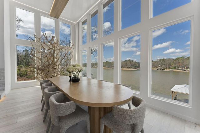 2746 Emerald Drive, Jonesboro, GA 30236