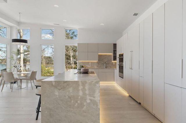 2746 Emerald Drive, Jonesboro, GA 30236