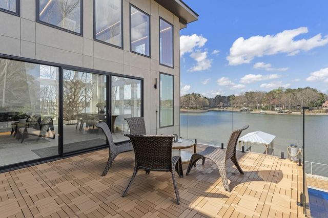 2746 Emerald Drive, Jonesboro, GA 30236