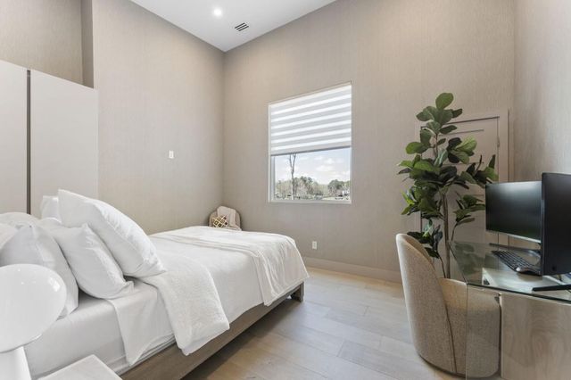 2746 Emerald Drive, Jonesboro, GA 30236