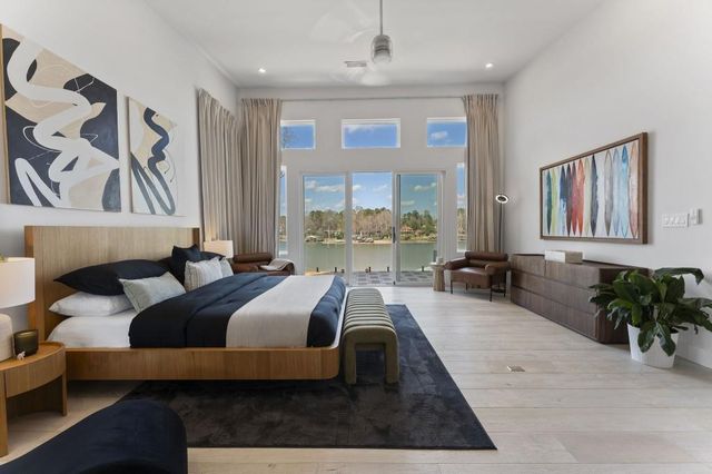 2746 Emerald Drive, Jonesboro, GA 30236