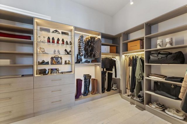 2746 Emerald Drive, Jonesboro, GA 30236