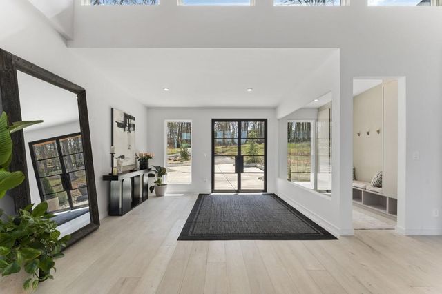 2746 Emerald Drive, Jonesboro, GA 30236