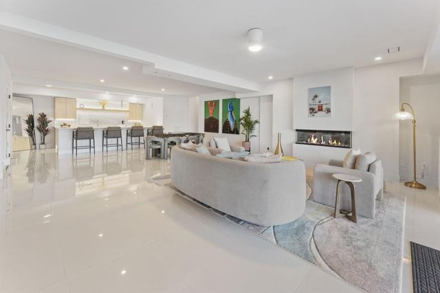 2746 Emerald Drive, Jonesboro, GA 30236