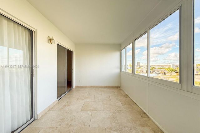 382 Wellington K 382, West Palm Beach, FL 33417