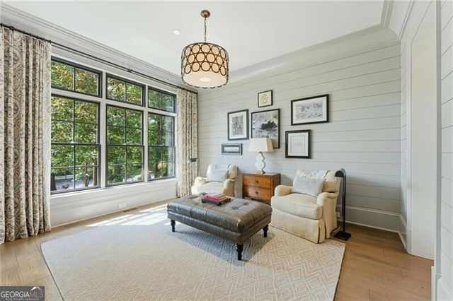 4384 Powers Ferry Road NW, Atlanta, GA 30327