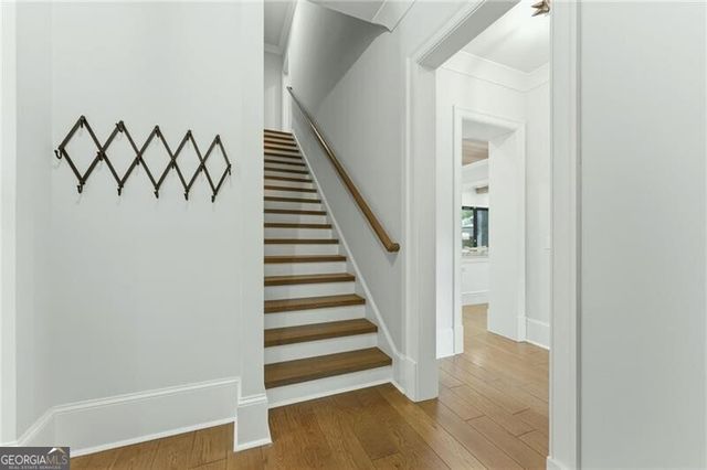4384 Powers Ferry Road NW, Atlanta, GA 30327