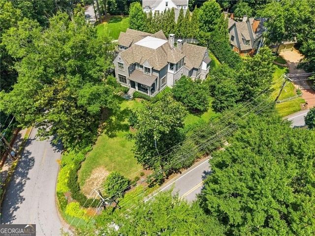 4384 Powers Ferry Road NW, Atlanta, GA 30327