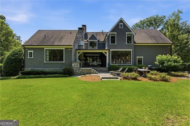 4384 Powers Ferry Road NW, Atlanta, GA 30327