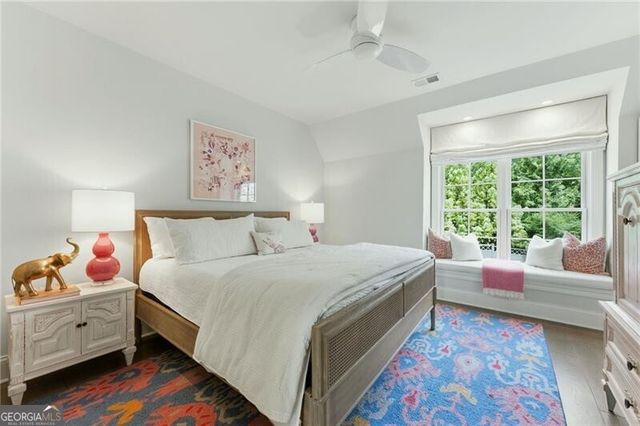 4384 Powers Ferry Road NW, Atlanta, GA 30327