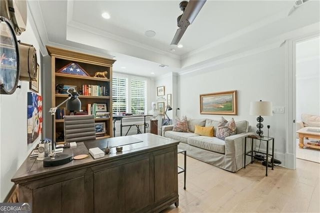 4384 Powers Ferry Road NW, Atlanta, GA 30327