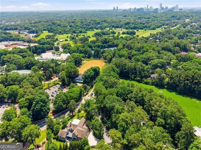 4384 Powers Ferry Road NW, Atlanta, GA 30327