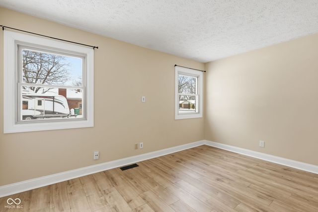 5581 E County Road 350 S, Plainfield, IN 46168