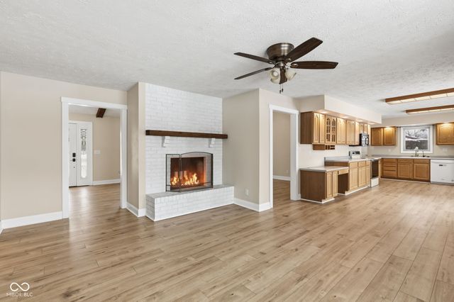 5581 E County Road 350 S, Plainfield, IN 46168